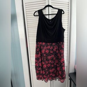 Le Bos Black and Pink Flower Dress 24W